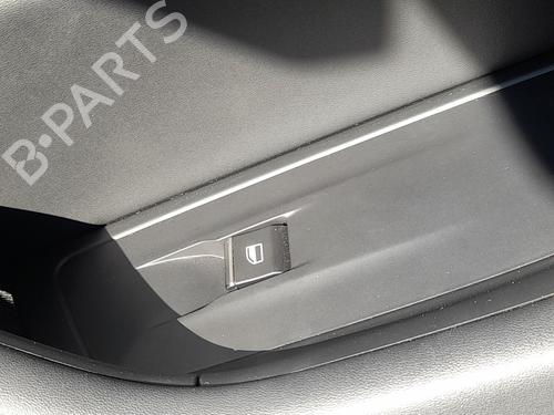 Used Right front window switch PEUGEOT 508 SW II (FC_, FJ_, F4_) 2.0 BlueHDi 160 (163 hp) 31340286