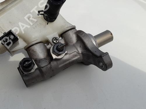 brake-master-cylinder-kia-rio-iii-ub-2011-2012-2013-2014-2015-2016-2017-33021432 main image