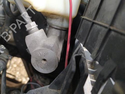 Used Brake master cylinder VW GOLF VI (5K1) 1.6 TDI (105 hp) 24677025