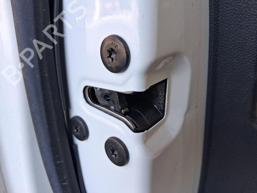 front-left-lock-renault-clio-v-b7_-2019-38270542 main image