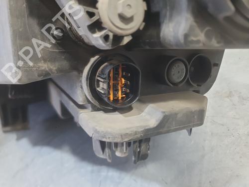 Right headlight KIA CARENS IV 1.7 CRDi | BP37242589C29 - Image 5