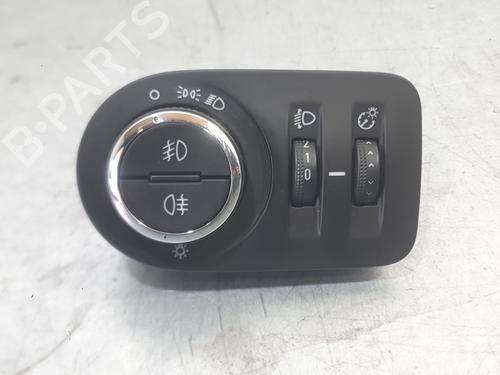 headlight-switch-opel-corsa-e-x15-2014-37217092 main image