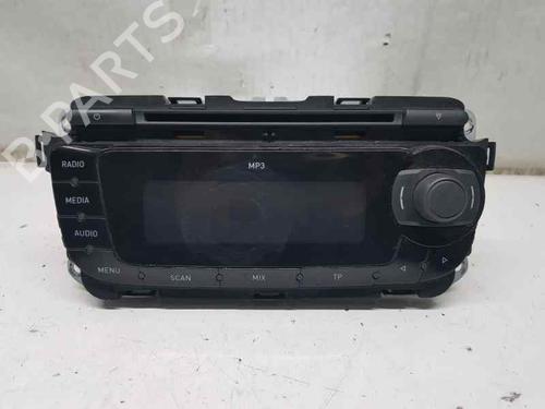 Used Radio SEAT IBIZA IV ST (6J8, 6P8) [2010-2016]  7008804