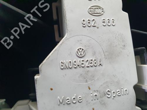 Right taillight VW POLO III (6N1)  | BP9950938C35 