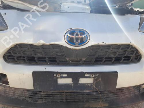 Used Grille TOYOTA YARIS CROSS (MXP_) 1.5 Hybrid (MXPJ10) (92 hp) 30001182