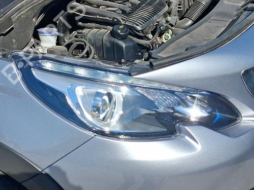 Used Right headlight Right headlight PEUGEOT 2008 I (CU_) 1.2 PureTech 82 (82 hp) 40195087 40195087