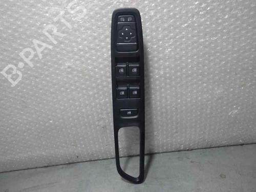 Used Left front window switch RENAULT CLIO IV (BH_) [2012-2021]  20127339