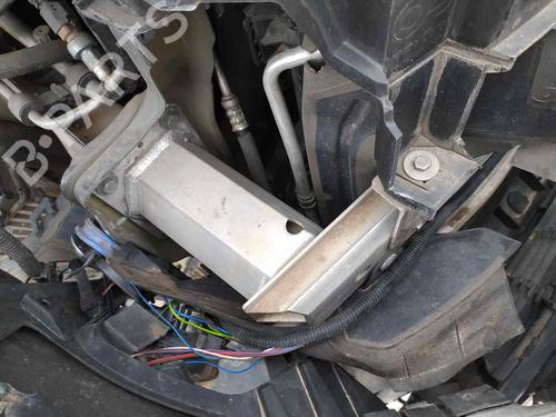 Used Front bumper reinforcement PEUGEOT 3008 I MPV (0U_) 1.2 (131 hp) 24673352