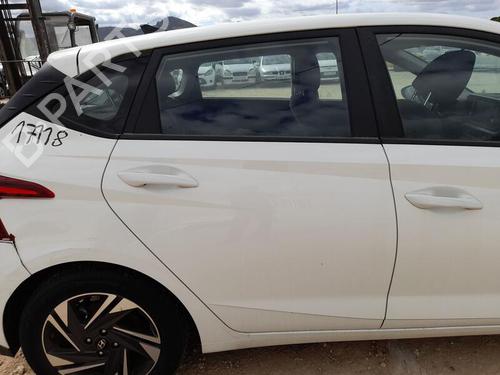 Drzwi tylne prawe HYUNDAI i20 III (BC3, BI3) 1.0 T-GDI 77004Q0000