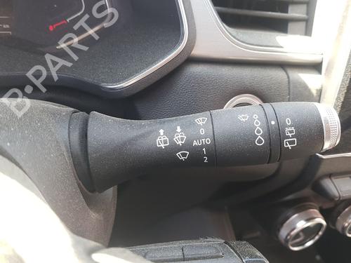 Used Steering column stalk Steering column stalk RENAULT CAPTUR II (HF_) TCe 100 (HFMT) (101 hp) 33557533 33557533