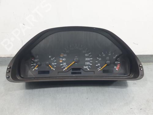 Used Instrument cluster Instrument cluster MERCEDES-BENZ CLK (C208) CLK 200 (208.335) (136 hp) 33120326 33120326