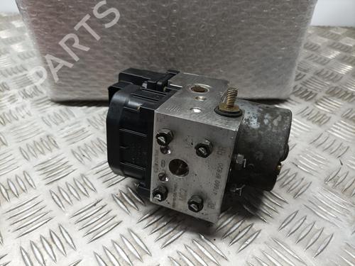 Used ABS pump NISSAN PRIMERA (P11) [1996-2001]  9250726