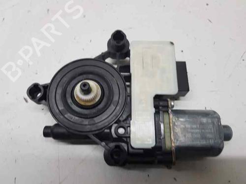 Moteur de lève-vitre arrière droit VW POLO VI (AW1, BZ1, AE1) [2017-2025]  7233615