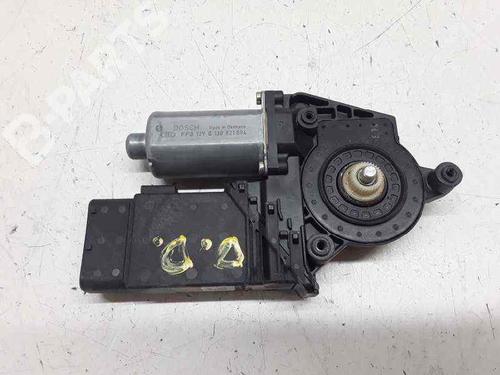 Right front window motor VW PASSAT B5.5 (3B3) 1.9 TDI | BP864074E20 