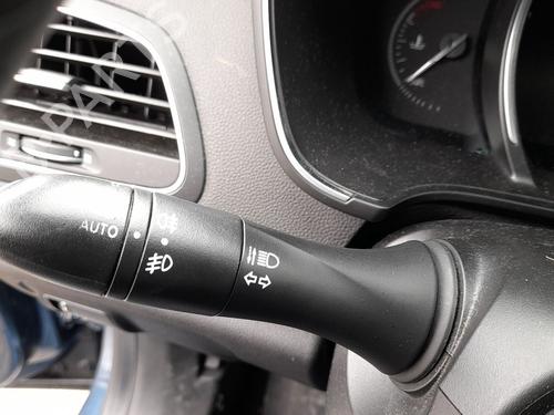 Used Steering column stalk Steering column stalk RENAULT MEGANE IV Hatchback (B9A/M/N_) 1.2 TCe 130 (B9MR) (130 hp) 33626194 33626194