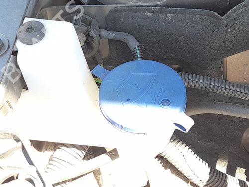 Used Windscreen washer tank Windscreen washer tank 36497944 36497944