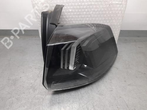 Used Right taillight PEUGEOT 5008 II (MC_, MJ_, MR_, M4_) 2.0 BlueHDi 136 (MJAHVW) (136 hp) 32135022