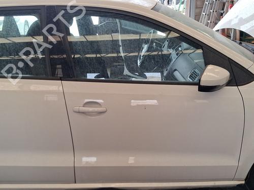 Used Right front door Right front door 37667198 37667198