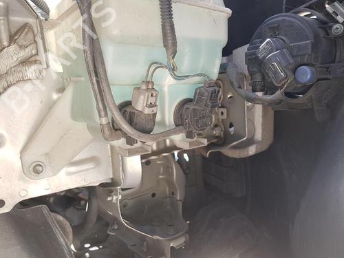 Used Front bumper reinforcement TOYOTA URBAN CRUISER (_P1_) 1.33 (NSP110_, NSP110) (101 hp) 24737729