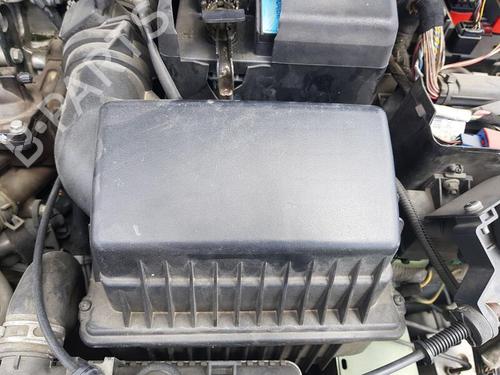 Used Air filter box PEUGEOT 307 (3A/C) 2.0 HDi 90 (90 hp) 26449739