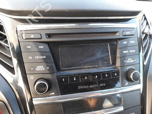 Used Radio HYUNDAI i40 I (VF) 1.7 CRDI (141 hp) 30179003