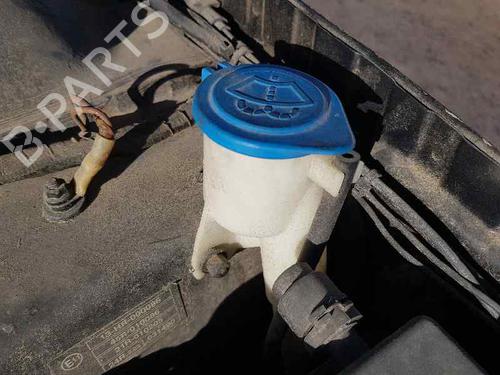 Used Windscreen washer tank LAND ROVER RANGE ROVER III (L322) [2002-2012]  22718508