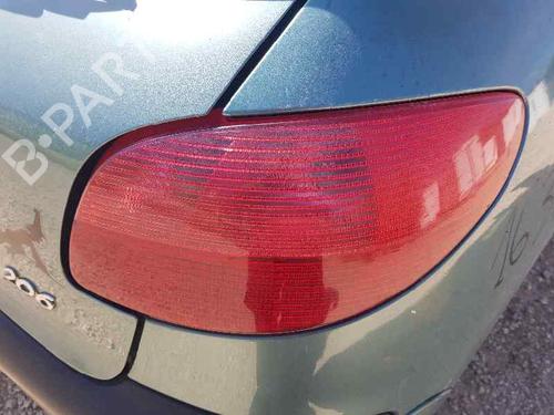 Højre baglygte PEUGEOT 206 Hatchback (2A/C) [1998-2012]  23957158