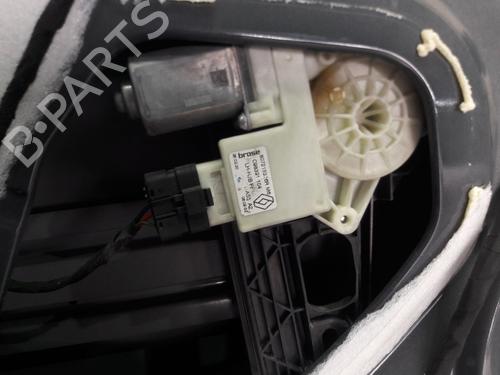 front-left-window-mechanism-renault-captur-ii-hf_-2020-29884734 main image