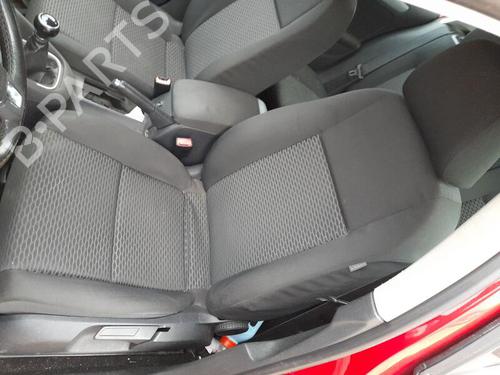 Stol venstre foran VW GOLF VI (5K1) [2008-2014]  29862085