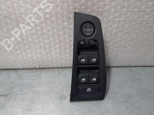 Used Left front window switch BMW 1 (F40) 118 i (140 hp) 18095605