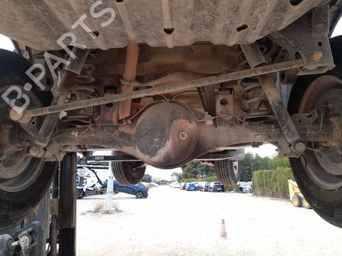 Used Rear axle NISSAN TERRANO II (R20) 2.7 TD 4WD (101 hp) 30589301