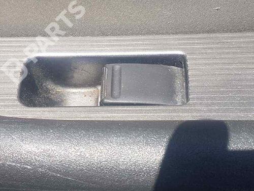 Used Right rear window switch Right rear window switch NISSAN X-TRAIL I (T30) 2.2 DCi (114 hp) 8383420 8383420