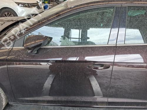 Used Left front door Left front door 38073639 38073639
