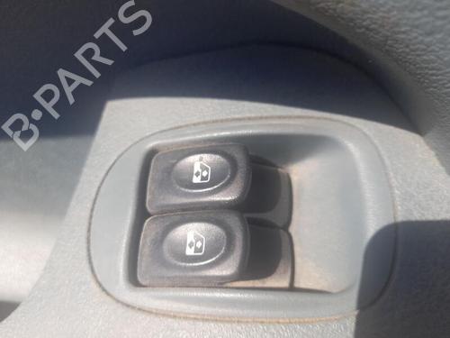 Used Left front window switch RENAULT MEGANE Scenic (JA0/1_) 1.6 e (JA0F) (90 hp) 27324286