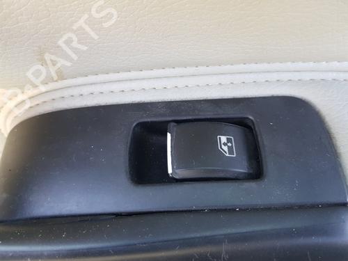 Used Right front window switch SAAB 9-3 (YS3F, E79, D79, D75) [2002-2015]  15682588