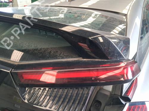 Used Right tailgate light Right tailgate light CITROËN C4 III (BA_, BB_, BC_) 1.2 PureTech 130 (BAHNSA, BAHNSB) (130 hp) 39658627 39658627
