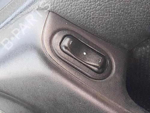 Used Right front window switch OPEL ASTRA G Hatchback (T98) 2.0 DI (F08, F48) (82 hp) 28184093