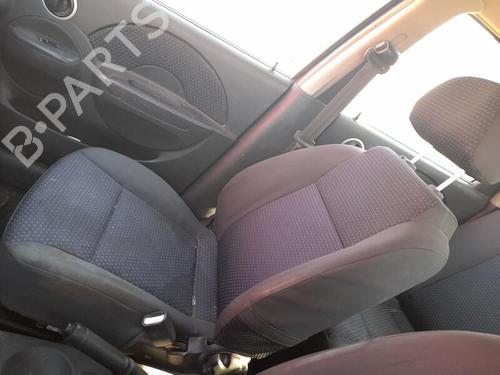 Used Right front seat CHEVROLET AVEO / KALOS Hatchback (T200) 1.4 16V (94 hp) 26454808