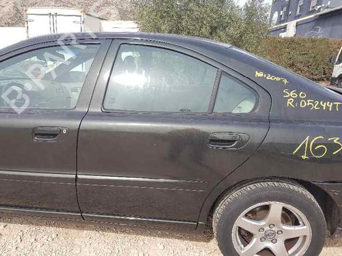 Dør venstre bak VOLVO S60 I (384) 2.4 D (163 hp) 23956676