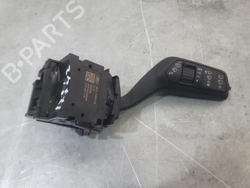 Licht + Raw Schakelaar Licht + Raw Schakelaar FORD ECOSPORT 1.0 EcoBoost (125 hp) 36754985 36754985