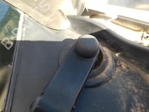 Used Front wiper motor Front wiper motor PEUGEOT 5008 (0U_, 0E_) 1.6 BlueHDi 120 (120 hp) 31888406 31888406