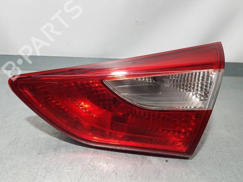 right-taillight-hyundai-i30-gd-interior-2011-8376695 main image