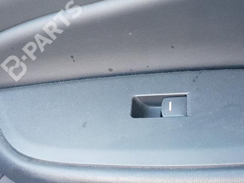 Used Right front window switch HONDA JAZZ V (GR_, GS_) 1.5 eHEV (GR3, GR6) (109 hp) 9048439
