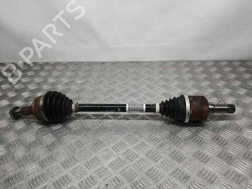 Used Left front driveshaft PEUGEOT 5008 II (MC_, MJ_, MR_, M4_) [2016-2025]  22972567