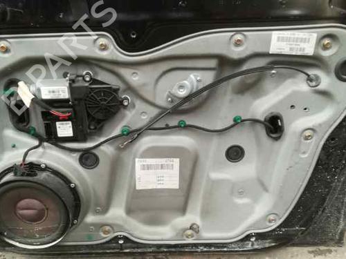 Used Front right window mechanism VW TOURAN (1T1, 1T2) [2003-2010]  4471986