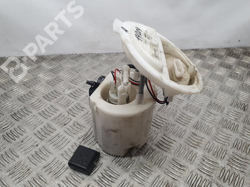 Used Fuel pump MERCEDES-BENZ C-CLASS (W204) C 200 Kompressor (204.041) (184 hp) 11940037