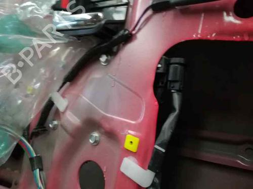 Elevalunas delantero izquierdo DAIHATSU SIRION (M3_) 1.0 (M300) (70 hp) 5678444