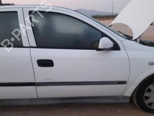 Used Right front door OPEL ASTRA G Hatchback (T98) 2.0 DI (F08, F48) (82 hp) 28184112