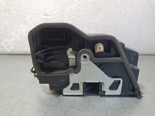 BP15062016C97 | Front right lock BMW 2 Convertible (F23) 220 i BP15062016C97