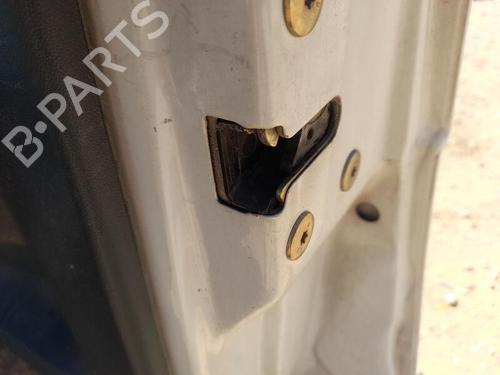 Used Front right lock RENAULT RAPID Box Body/MPV (F40_, G40_) [1985-2001]  29020355